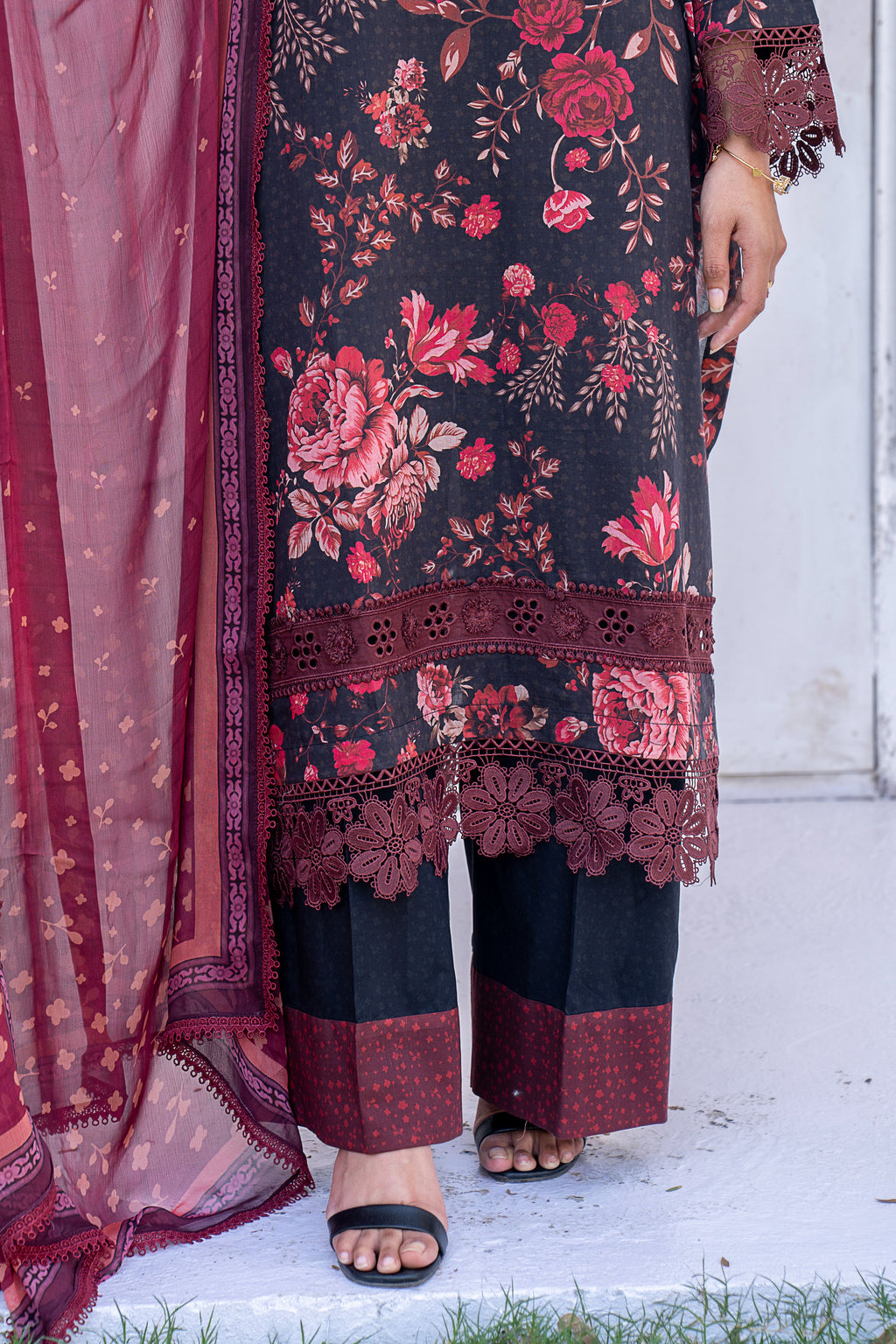 3 PIECE - PRINTED LAWN SUIT