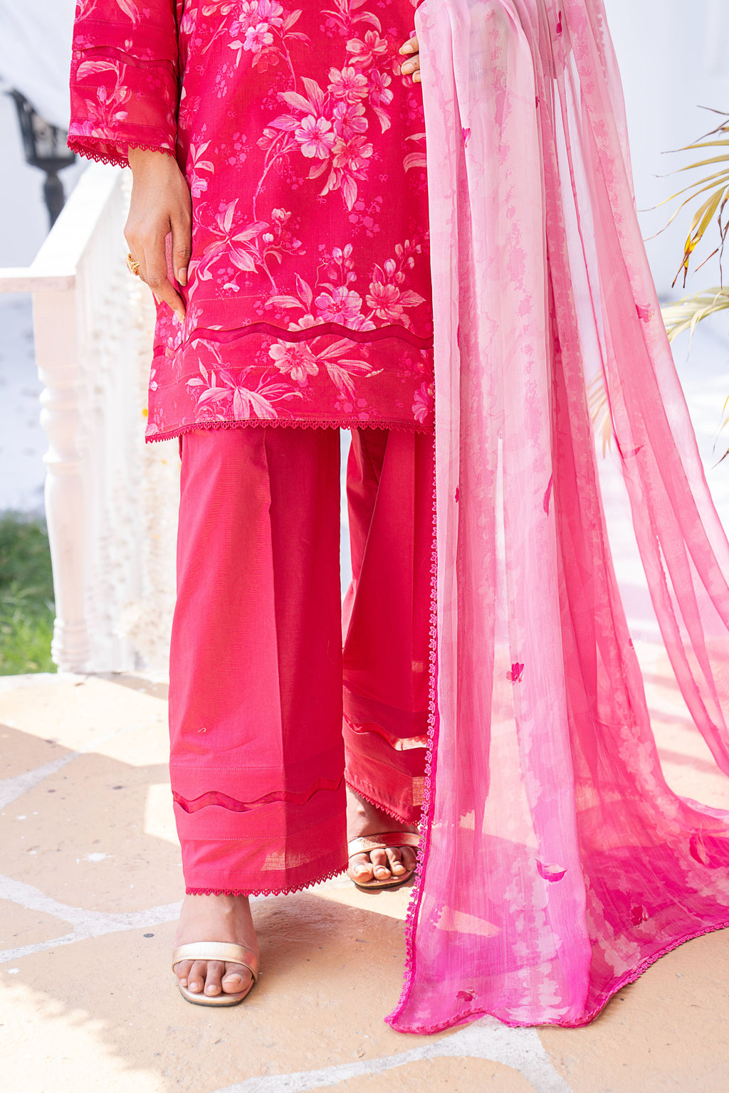3 PIECE - PRINTED LAWN SUIT