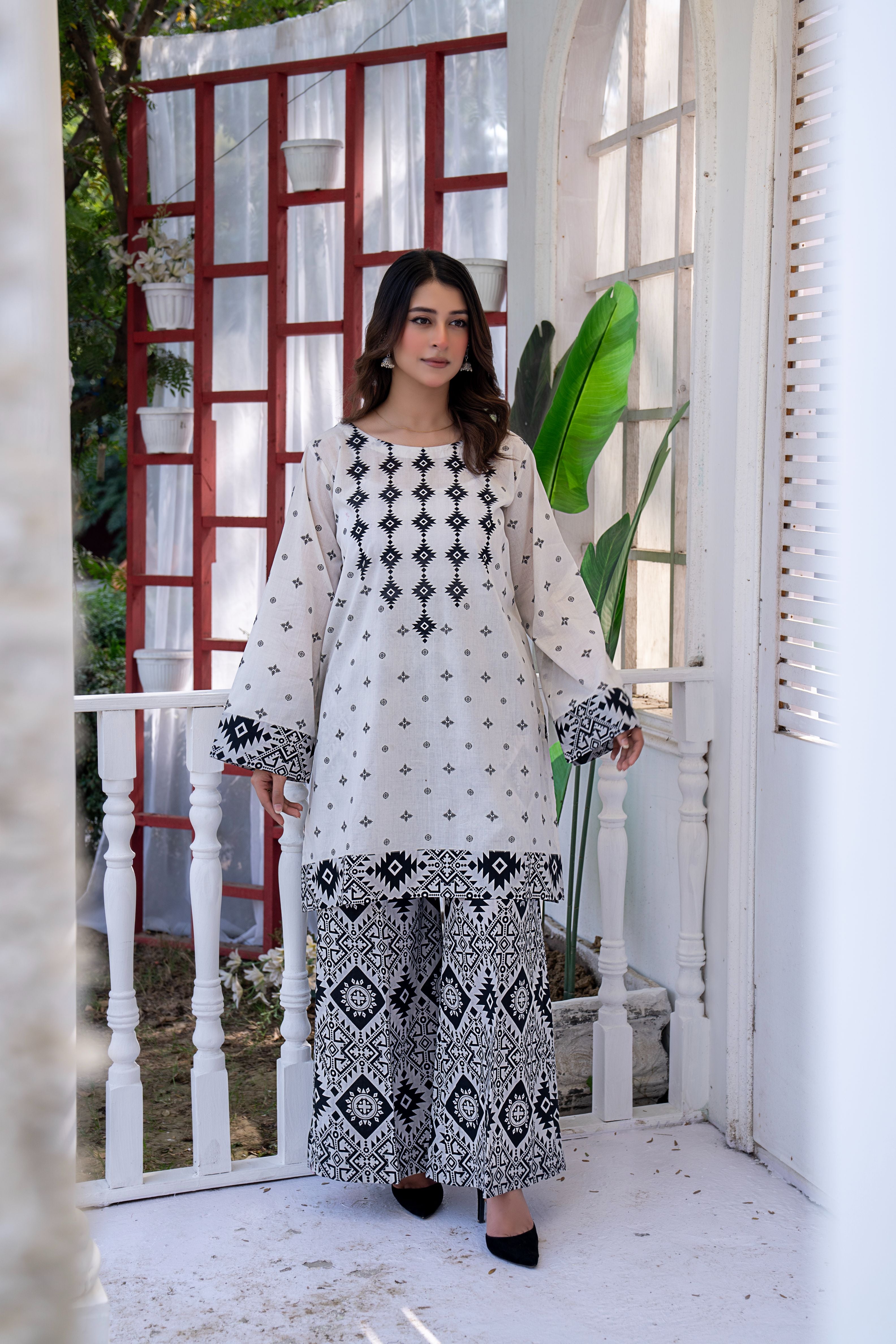 2 PIECE - PRINTED LAWN SUIT