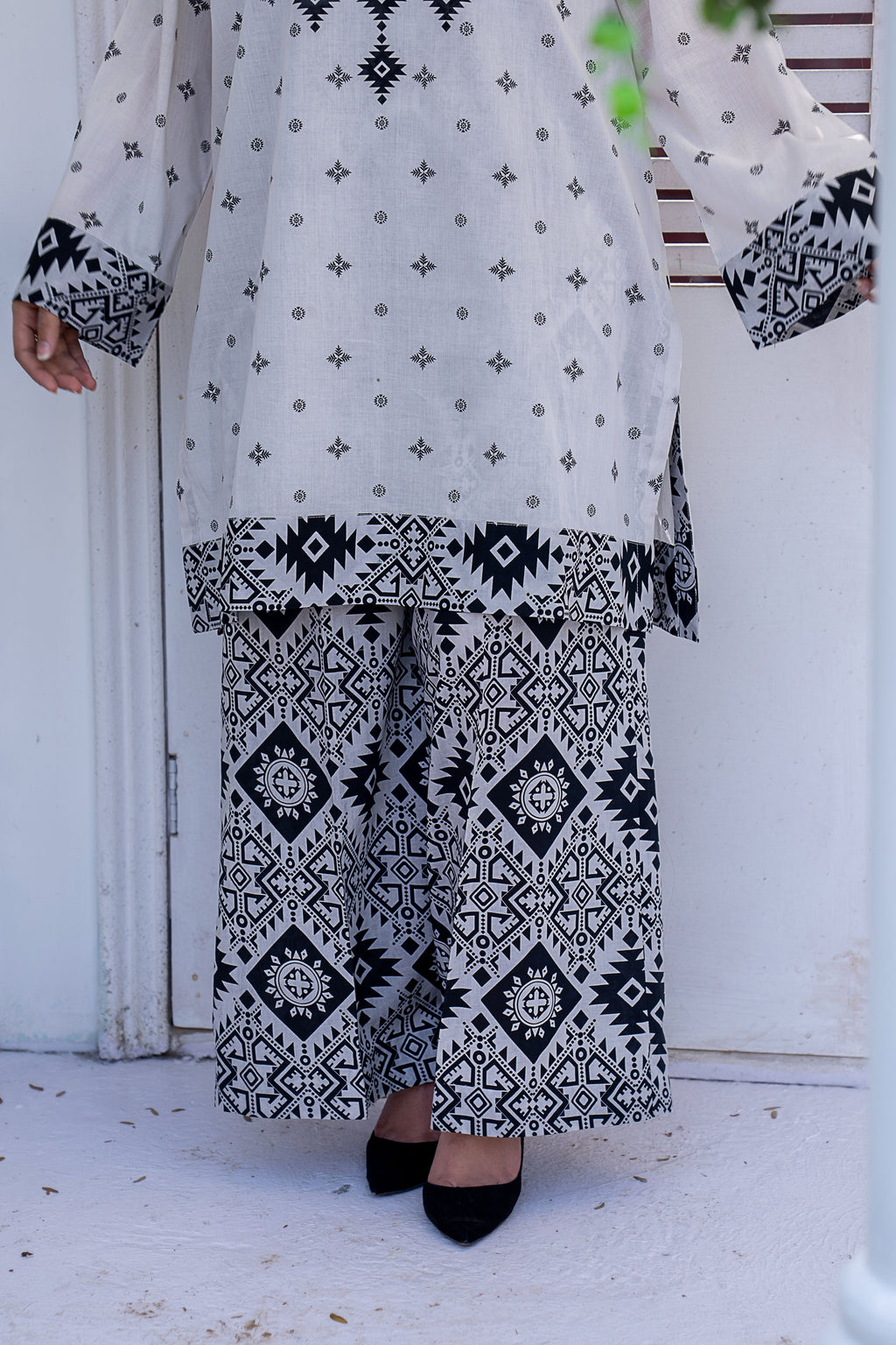 2 PIECE - PRINTED LAWN SUIT